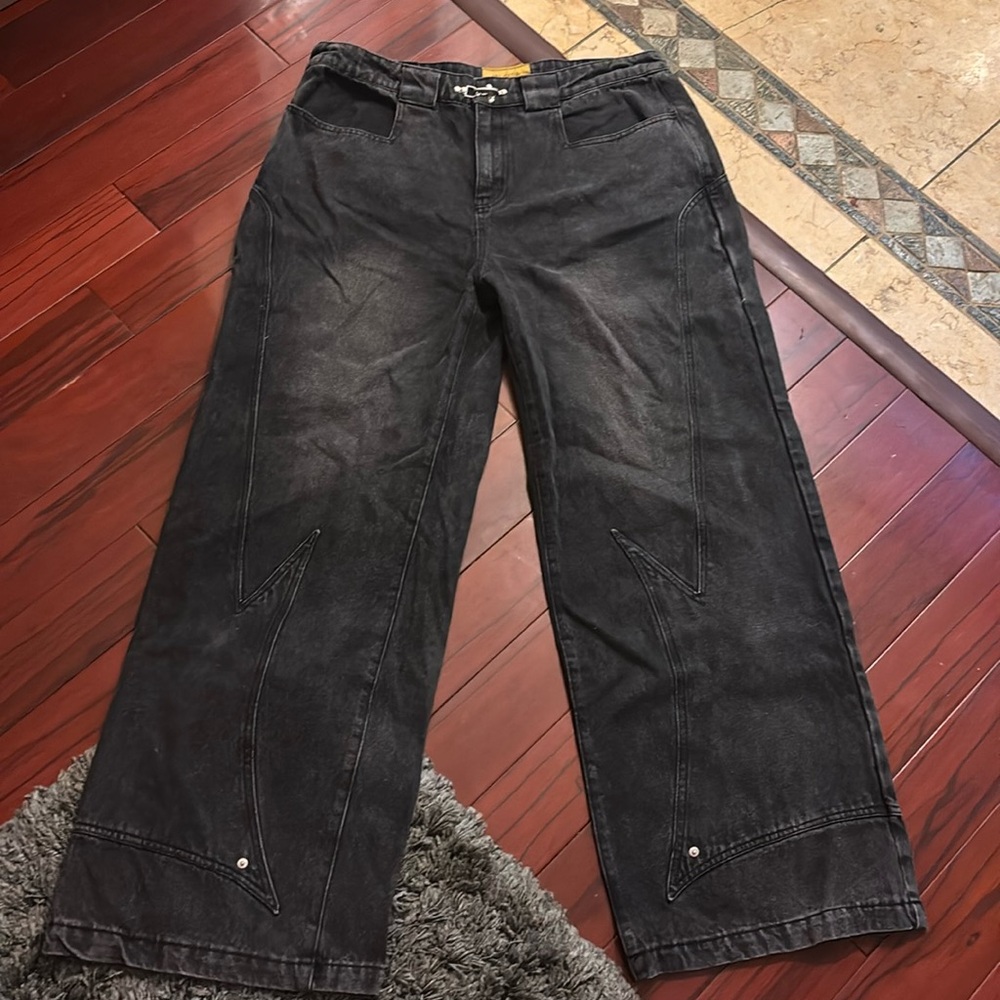 Men's Charcoal Relaxed Fit Jeans